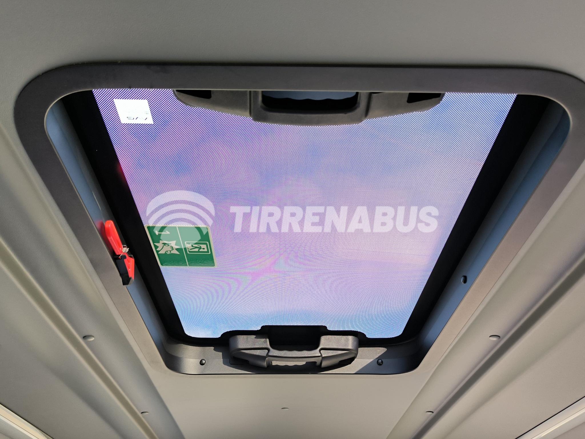 692488SCUOLABUSGIALLO_19