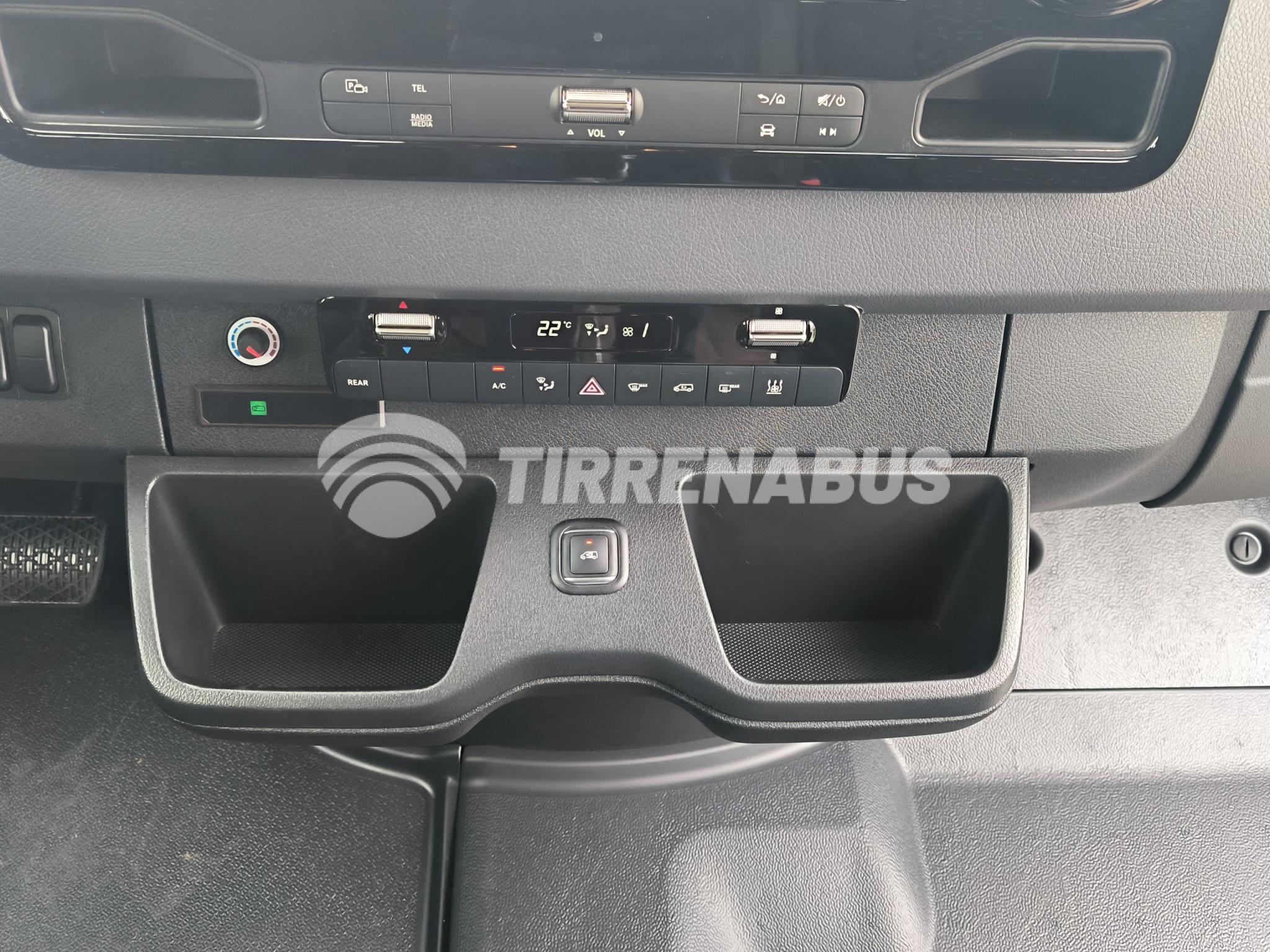 Mercedes-Benz Sprinter 517 Turismo 22+1 posti - Tremonia - immagine 11