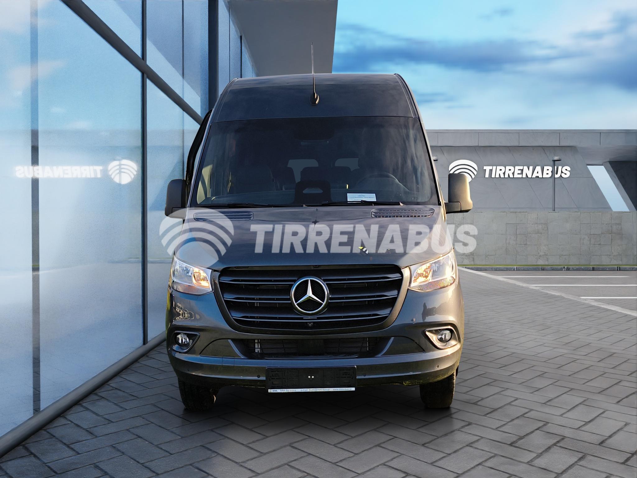 W1V5KD3Z7SP721288_02