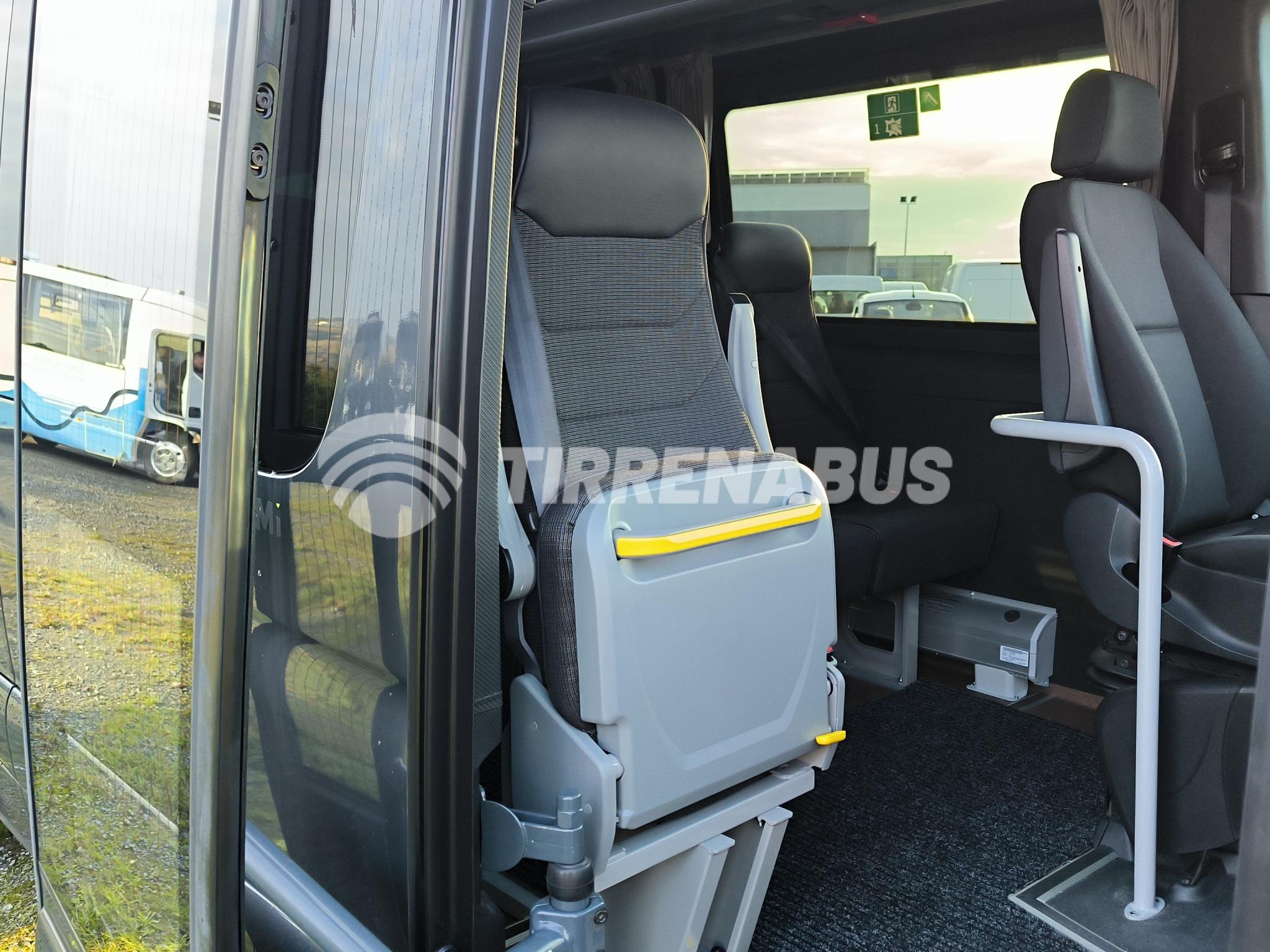 W1V5KD3Z7SP721288_25