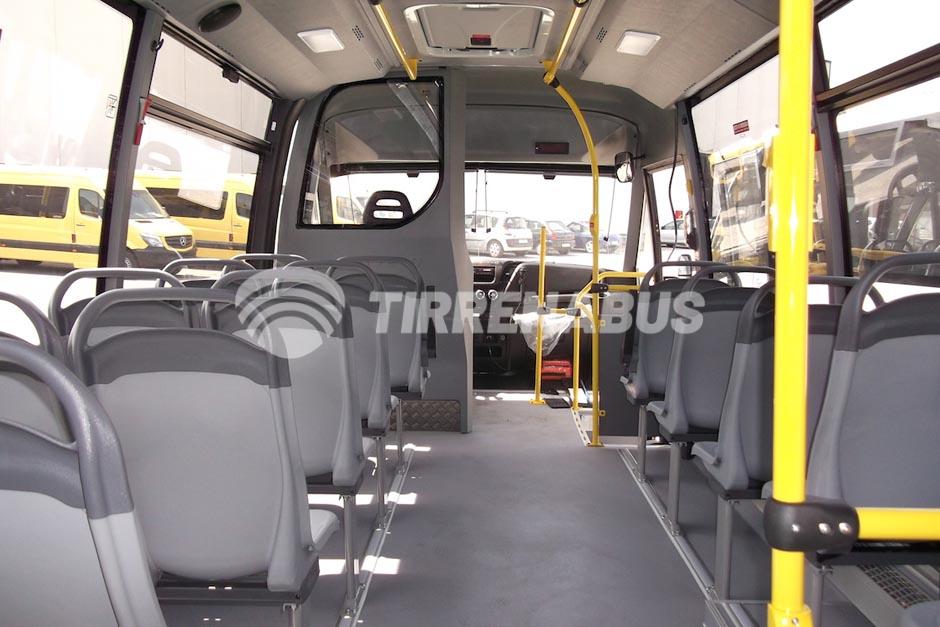 iveco-70c18-autobus-di-linea_classe-i-posti-31-34 (8)