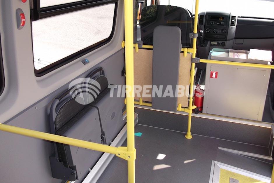 mercedes-benz-sprinter-519-autobus-di-linea-classe-i-ribassato-28-posti-0 (12)