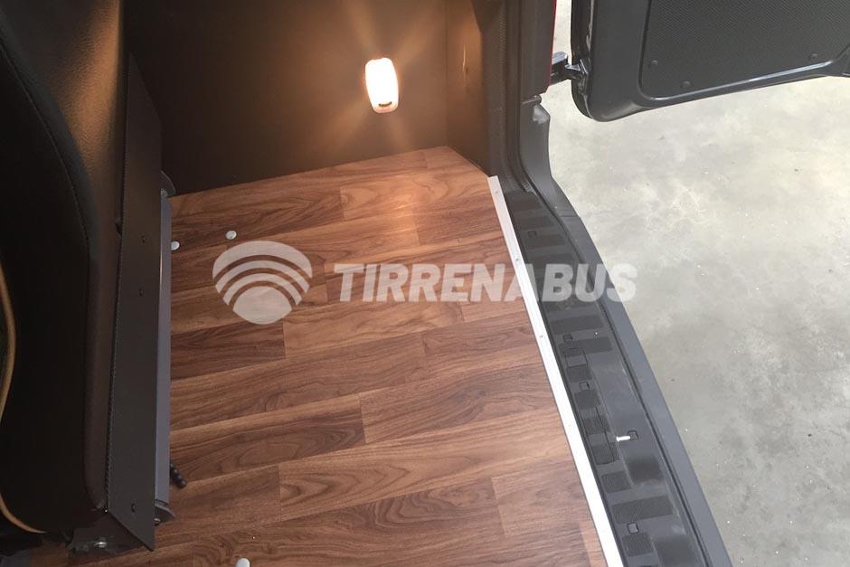 mercedes-benz-sprinter-519-gran-turismo-21-24-posti-bauliera-xxl-0 (11)