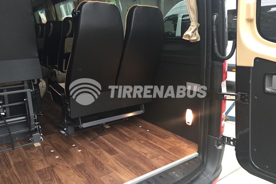 mercedes-benz-sprinter-519-gran-turismo-21-24-posti-bauliera-xxl-0 (12)